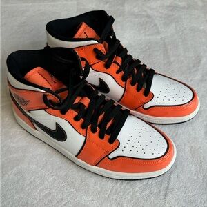 Nike Air Jordan 1 Mid Turf Orange​